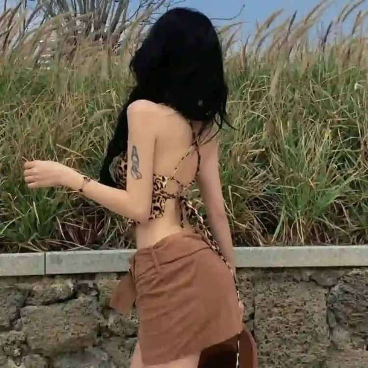 【悬疑惊悚】《村庄：阿雉阿拉的秘密》文瑾莹：平静村庄地下挖出白骨，全村人都在撒谎