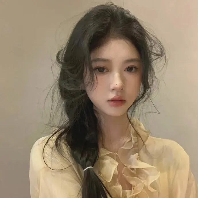 李沧东高分文艺神作《诗》高清在线：得了阿尔兹海默症的奶奶，在罪恶与美丽中写下最后的诗